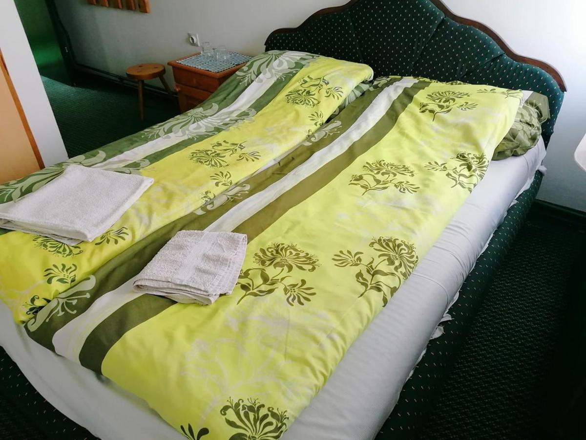 Hotel Fogado Palić Zewnętrze zdjęcie
